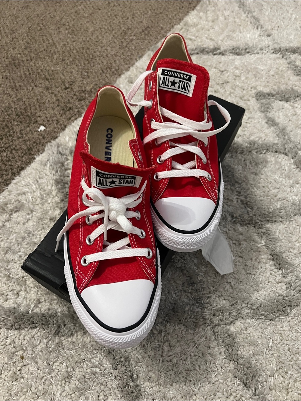 Converse Mens/Women’s Low Top Sneakers in Bright Red and White
